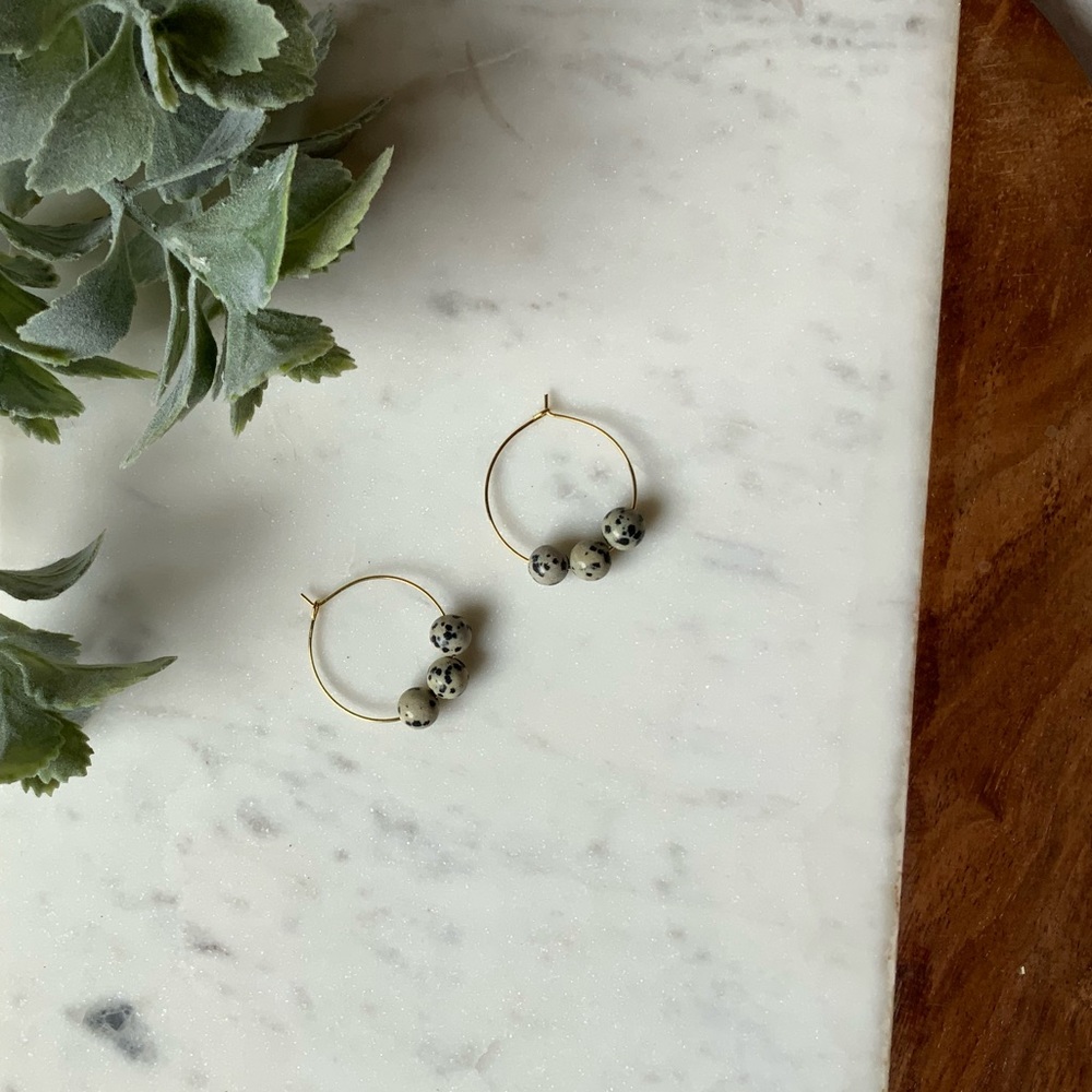 The Poppy - Dainty Hoop with Natural Speckled Hoop